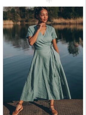 Visible Women's Seafoam Wrap Midi Dress